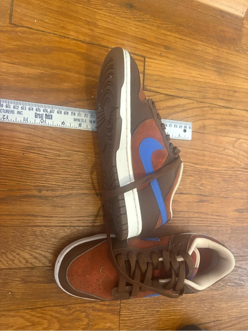 Nike Brown and Blue Low-Top Skate Sneakers